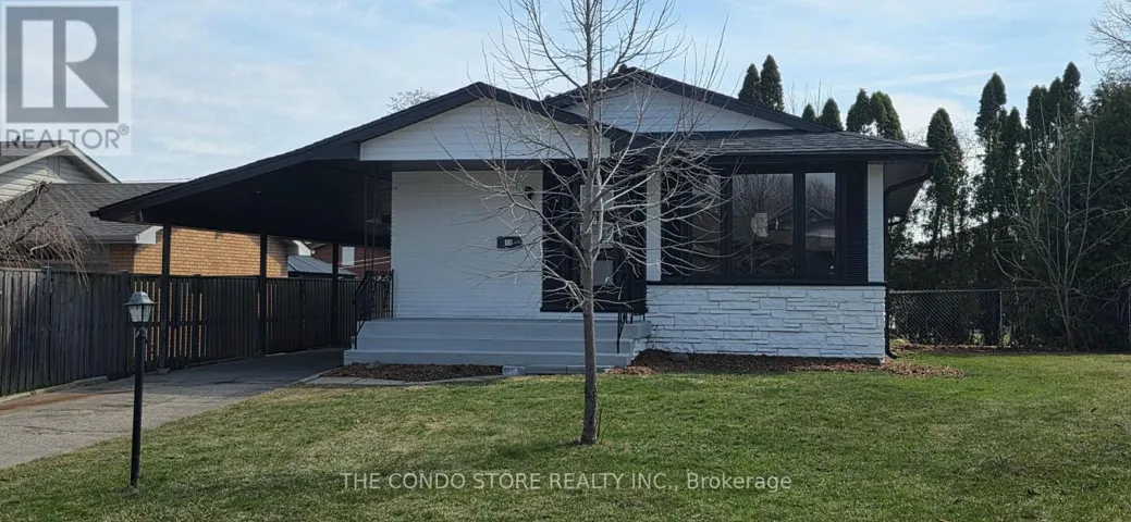 15 COLONIAL COURT, Hamilton (Corman), Ontario L8K4H2