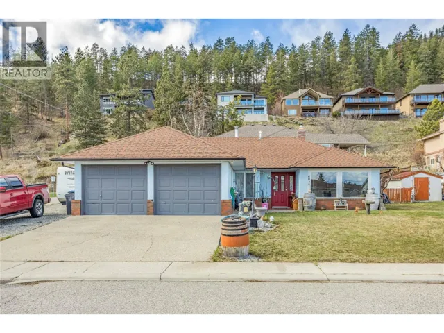 6034 Garraway Place, Peachland, British Columbia V0H1X4