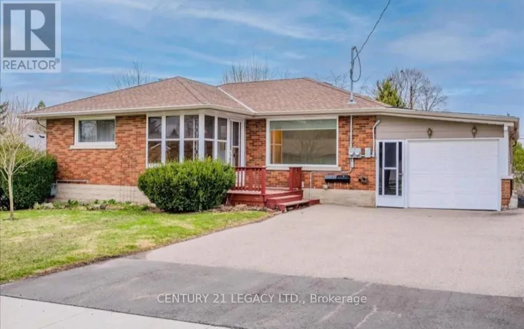 MAIN FLOOR - 66 TRAYNOR AVENUE, Kitchener, Ontario N2C1V9