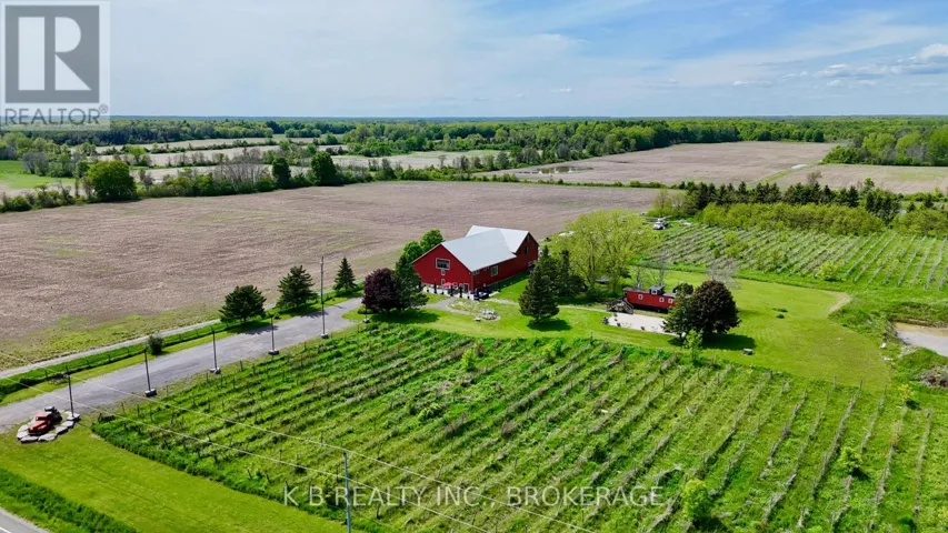 9261 LOYALIST PARKWAY, Greater Napanee (Greater Napanee), Ontario K0H1G0