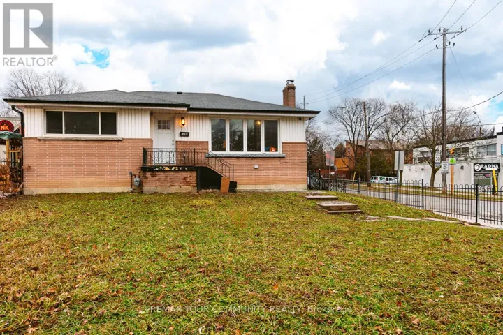 MAIN FLOOR - 240 MARKHAM ROAD, Toronto (Scarborough Village), Ontario M1J3C2