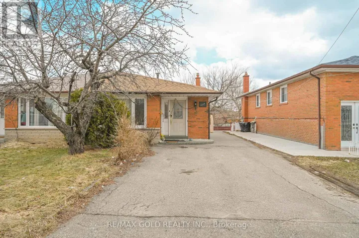 3200 MORNING STAR DRIVE, Mississauga (Malton), Ontario L4T1X5