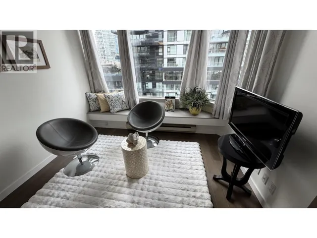 806 1330 HORNBY STREET, Vancouver, British Columbia V6Z1W5