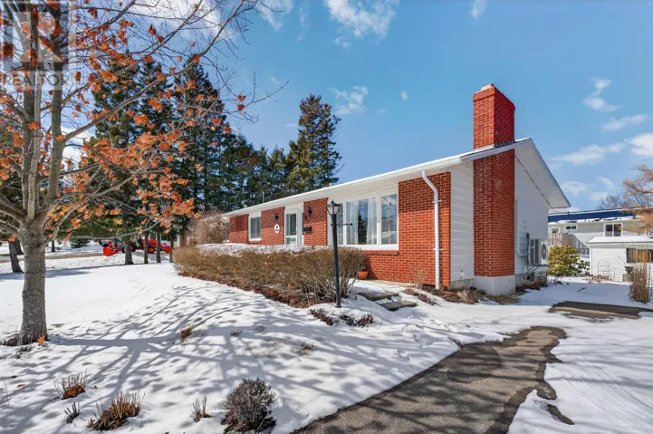 21 Cottonwood Drive, Charlottetown, Prince Edward Island C1E1C1