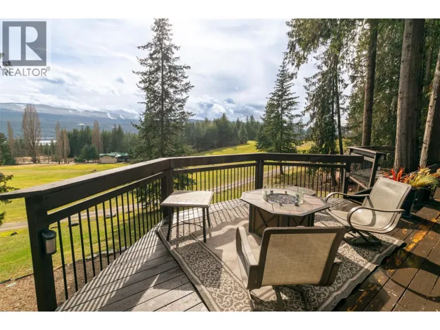 7796 Columbia Drive, Anglemont, British Columbia V0E1M8