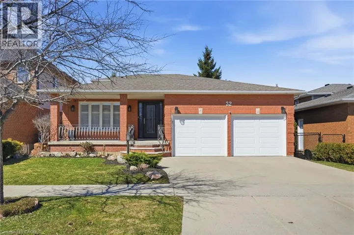 32 HIGHBURY Drive, Stoney Creek, Ontario L8J2T4