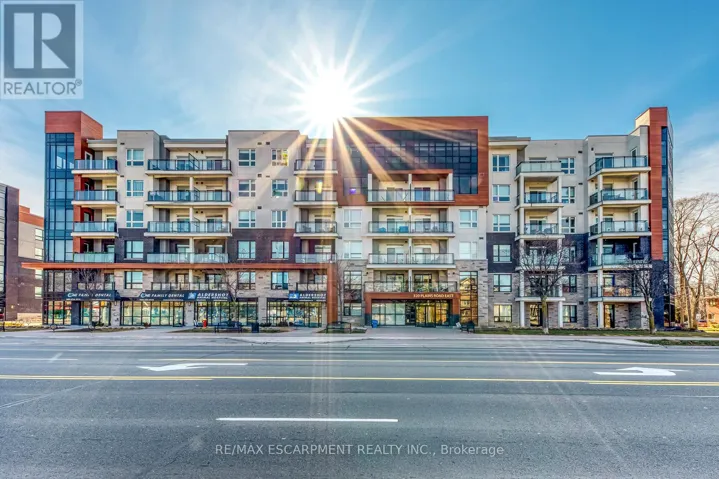 303 - 320 PLAINS ROAD E, Burlington (LaSalle), Ontario L7T0C1