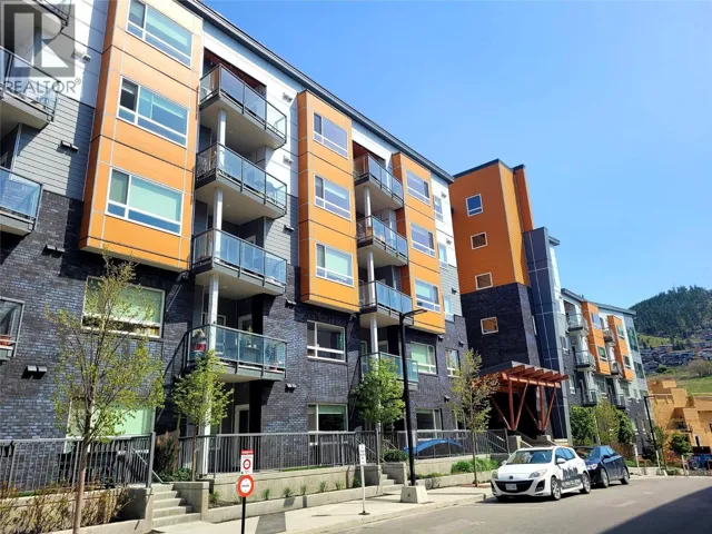 722 Valley Road Unit# 322, Kelowna, British Columbia V1E2E6
