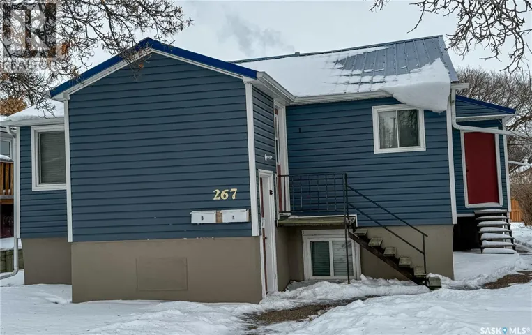 267 7th AVENUE NW, Swift Current, Saskatchewan S9H0Y9