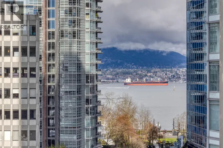 501 1189 MELVILLE STREET, Vancouver, British Columbia V6E4T8