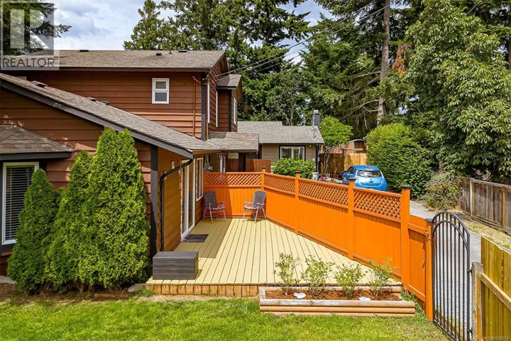 A 614 Evans Dr, Colwood, British Columbia V9B5E4