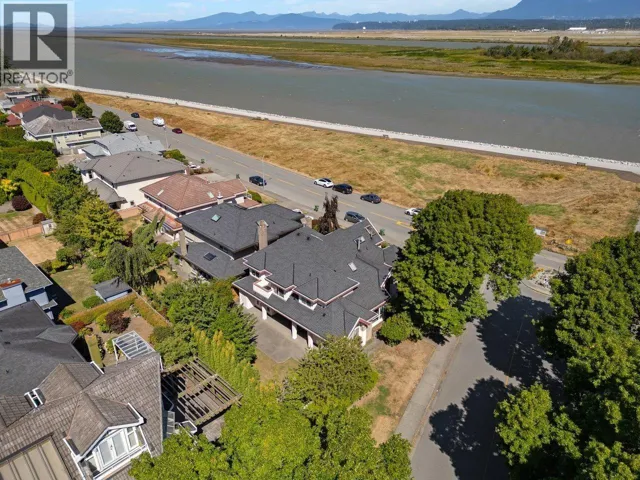 3340 RIVER ROAD, Richmond, British Columbia V7C5N2