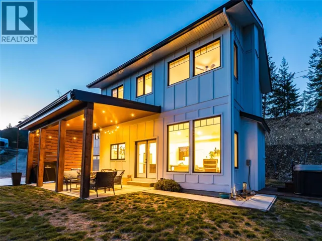 5758 Rocky Road, Nelson, British Columbia V1L6Y4