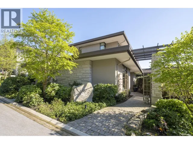 4987 MEADFEILD WYND, West Vancouver, British Columbia V7W3J9