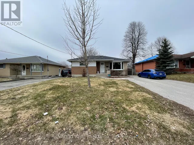 2 - 81 PARKWAY CRESCENT, Clarington (Bowmanville), Ontario L1C1C2