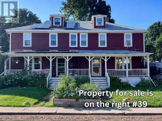 39 Churchill Avenue, Charlottetown, Prince Edward Island C1A1Z1