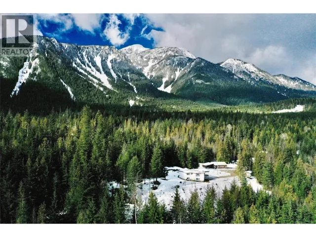 2180 Clough Road, Revelstoke, British Columbia V0E2S0