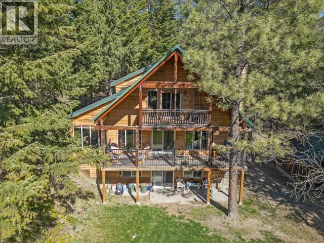 702 FORNER Road, Lister, British Columbia V0B1G2