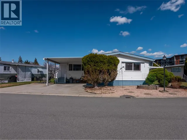 321 Yorkton Avenue Unit# 176, Penticton, British Columbia V2A3V6