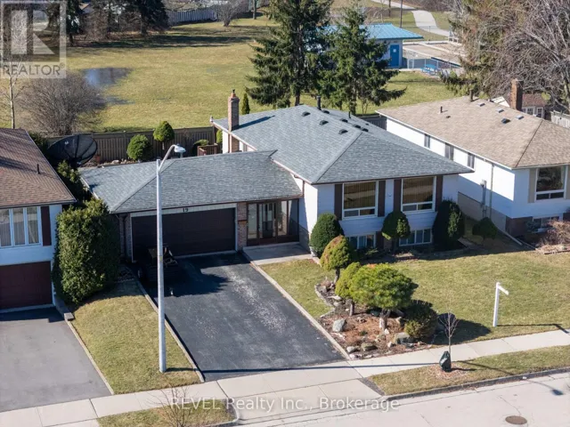 19 LYNWOOD DRIVE, Hamilton (Stoney Creek), Ontario L8E3E7