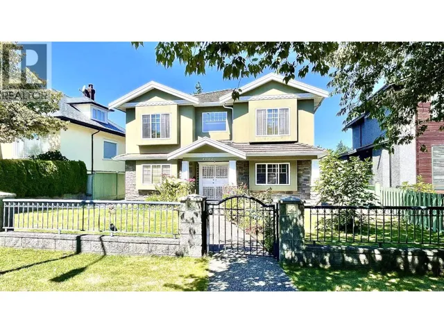 Ground Floor-80xx 17TH AVENUE, Burnaby, British Columbia V3N1M5