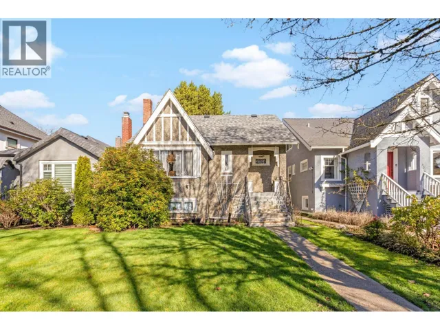 2861 W 15TH AVENUE, Vancouver, British Columbia V6K3A1