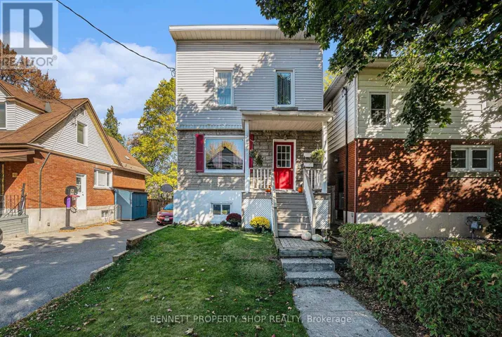 51 SMIRLE AVENUE, Ottawa, Ontario K1Y0S2