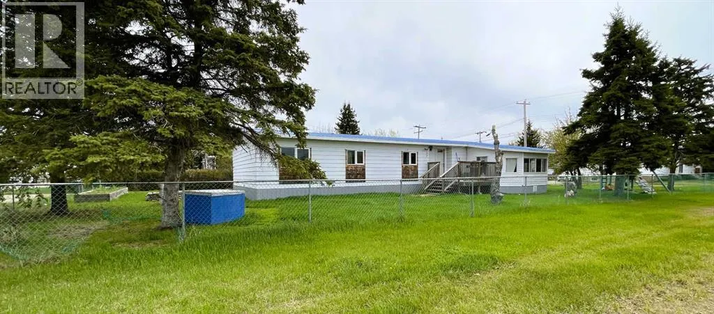 4521 50 Avenue, Grimshaw, Alberta T0H1W0