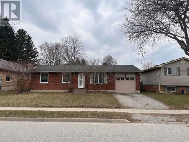 14 LOCKE AVENUE, St. Thomas, Ontario N5P3X2