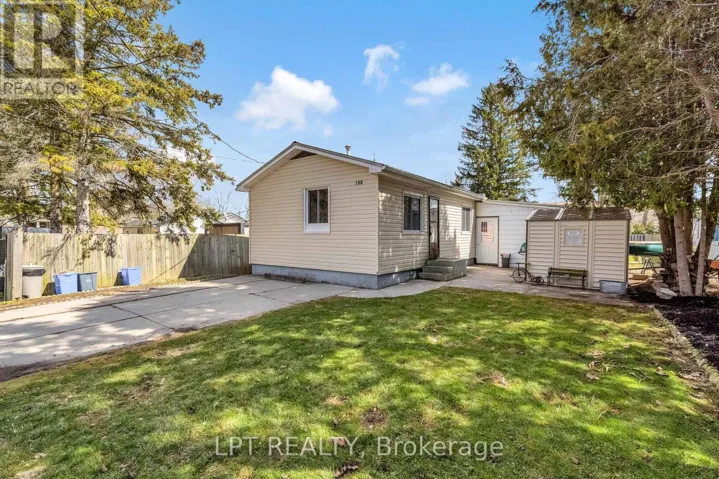 198 MUNROE STREET, West Elgin (West Lorne), Ontario N0L2P0