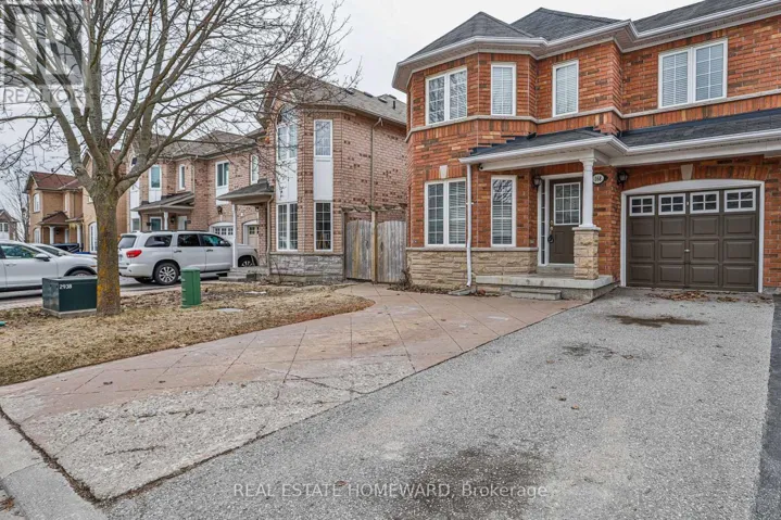 MAIN - 168 WAINSCOT AVENUE, Newmarket (Woodland Hill), Ontario L3X2X4