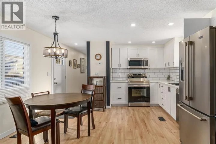 127, 3223 83 Street NW, Calgary, Alberta T3B5P4