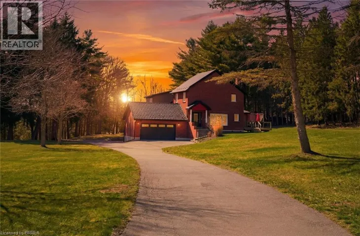 25 HAMMOND Road, Brantford, Ontario N3T5L4