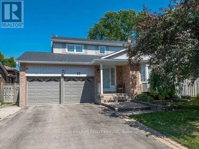 25 RUTLEDGE AVENUE, Newmarket (Huron Heights-Leslie Valley), Ontario L3Y5T5