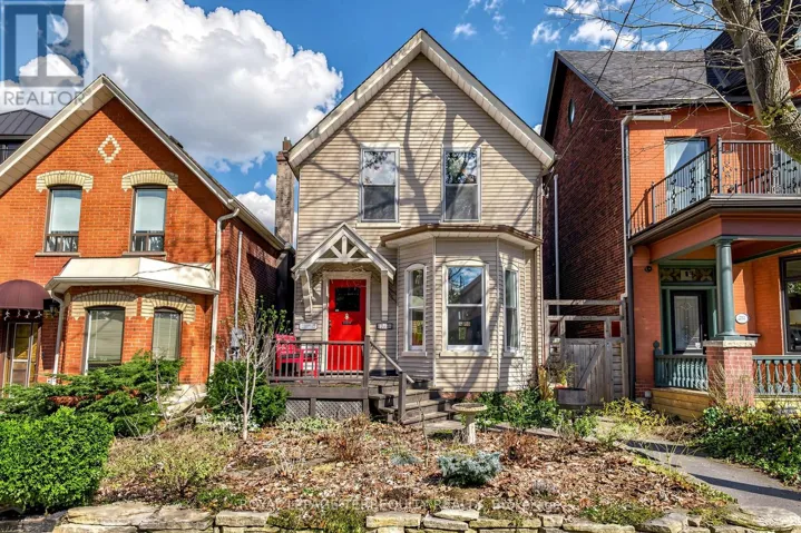 283 PACIFIC AVENUE, Toronto (Junction Area), Ontario M6P2P8