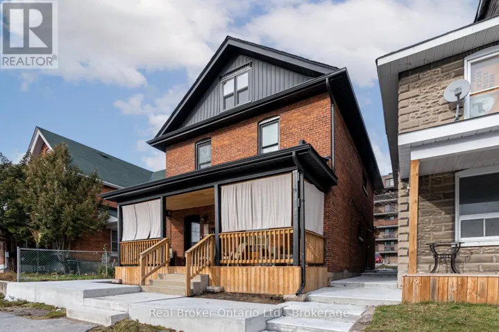 66 NOTTAWASAGA STREET, Orillia, Ontario L3V3J4
