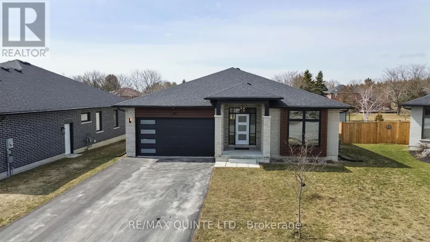 84 DEWAL PLACE, Belleville (Belleville Ward), Ontario K8P0H2