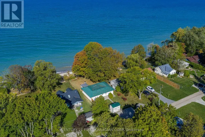 71825 SUNVIEW AVENUE, Bluewater (Hay), Ontario N0M1N0
