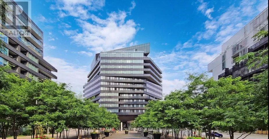 806 - 21 LAWREN HARRIS SQUARE, Toronto (Waterfront Communities), Ontario M5A0T4