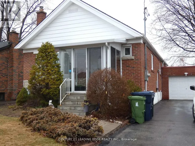 LOWER - 26 SCOTSWOOD ROAD, Toronto (Wexford-Maryvale), Ontario M1R3N2