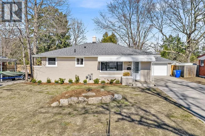 2692 EVERTS, Windsor, Ontario N9E2V1