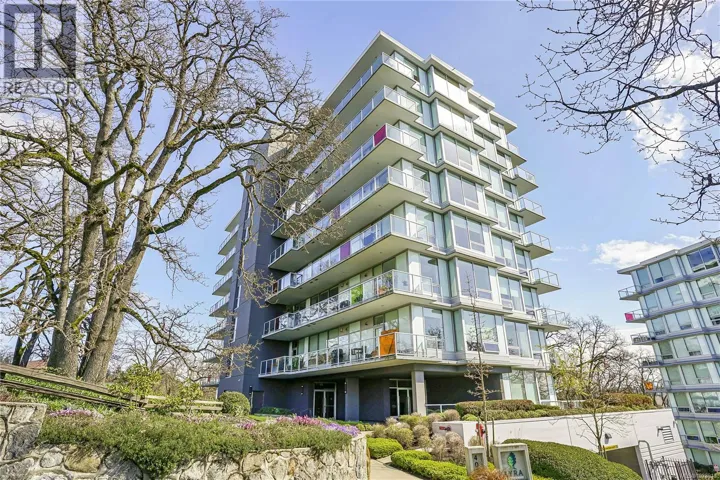 402 4011 Rainbow Hill Lane, Saanich, British Columbia V8X0B6