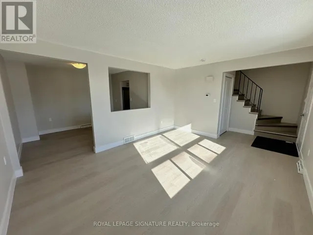 B - 107 ENDICOTT TERRACE, Welland (Prince Charles), Ontario L3C5S3