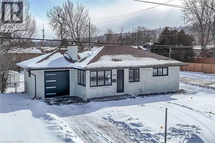124 CORMAN Avenue, Stoney Creek, Ontario L8G3W4