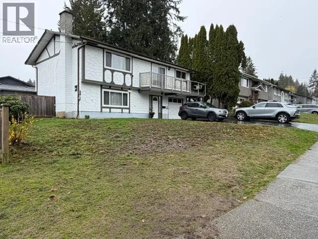 3803 WELLINGTON STREET, Port Coquitlam, British Columbia V3B3Z3