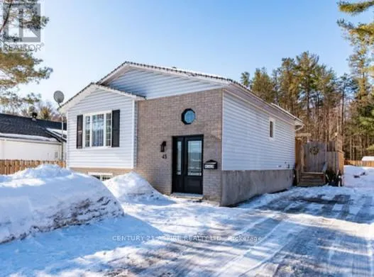 45 BRUMM ROAD, Petawawa, Ontario K8A7G6