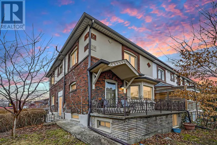 358 ROXTON ROAD, Toronto (Palmerston-Little Italy), Ontario M6G3R2