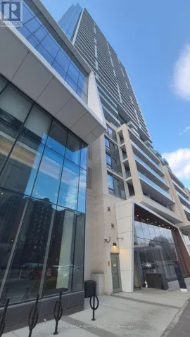 8 OLYMPIC GARDEN DRIVE, Toronto (Newtonbrook East), Ontario M2M0B9