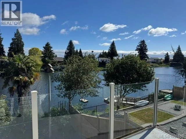 2216 Dockside Way, Nanaimo, British Columbia V9R6T6