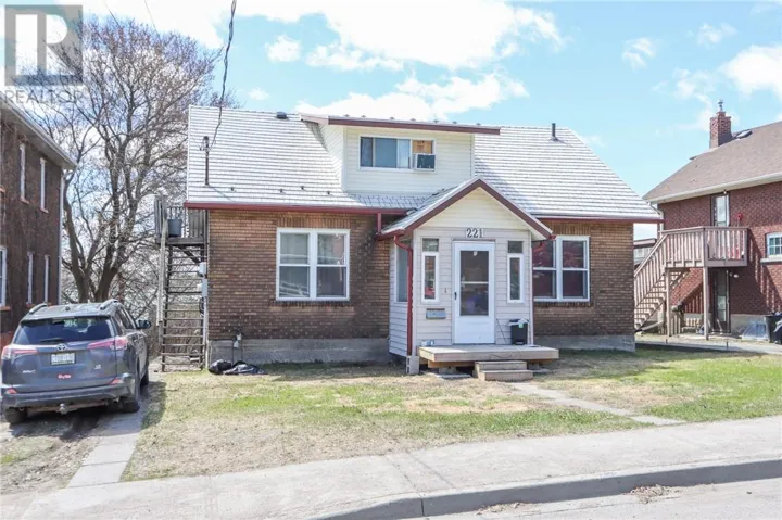 221 Oak Street, Sudbury, Ontario P3C1M8